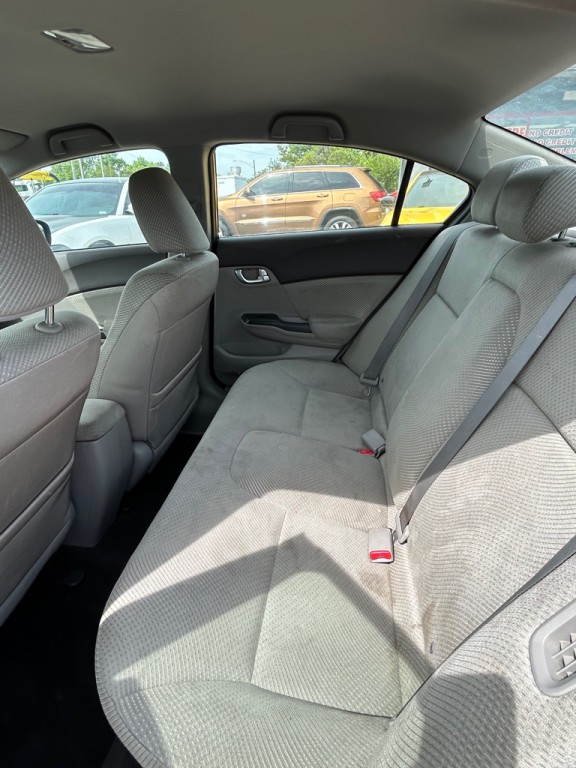 2012 Honda Civic Image 10
