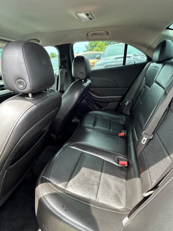 2013 Chevrolet Malibu Image 11