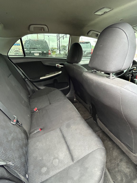 2010 Toyota Corolla Image 12