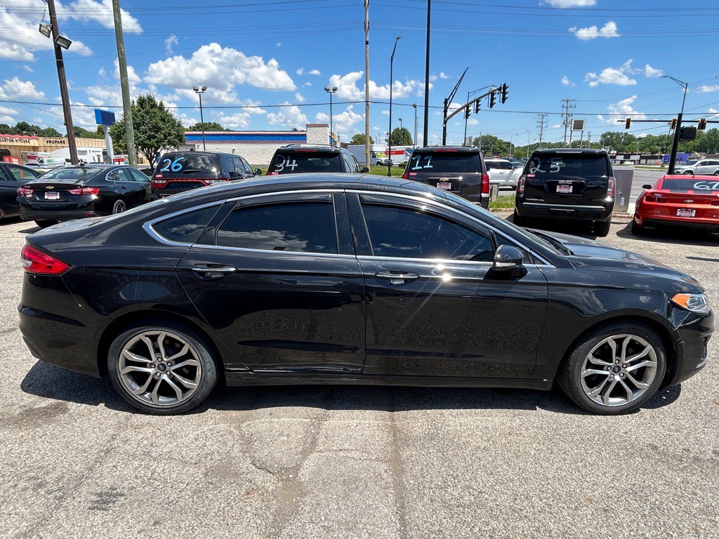 2019 Ford Fusion Image 5