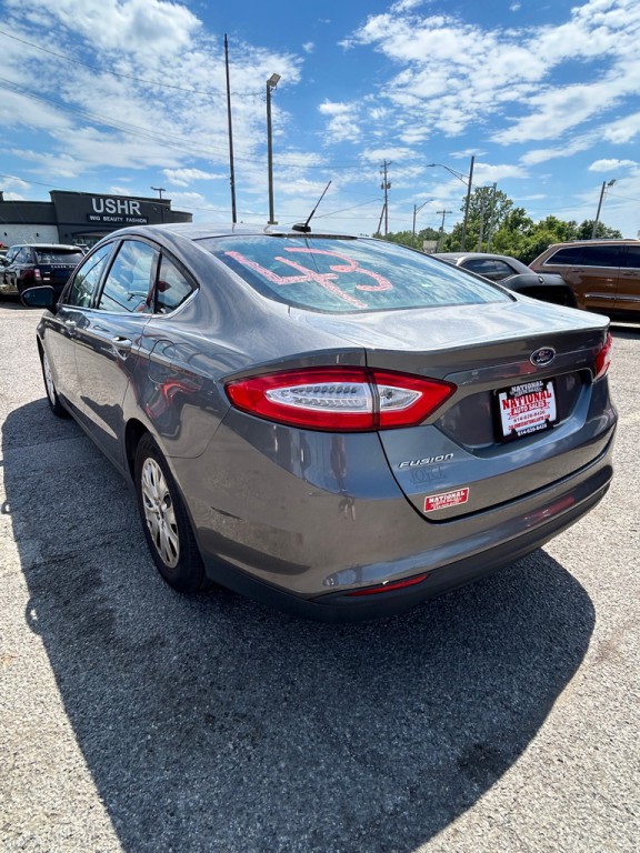 2013 Ford Fusion Image 4