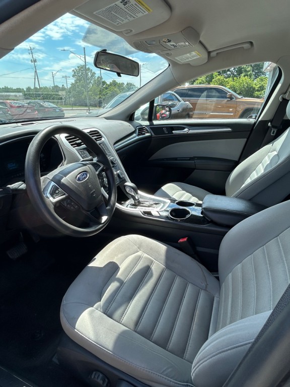 2013 Ford Fusion Image 10