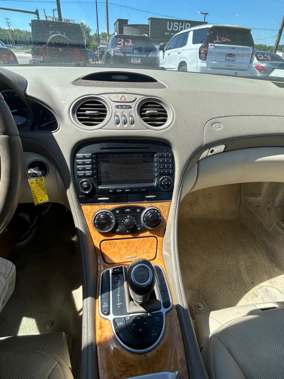 2007 Mercedes-Benz SL-Class Image 11