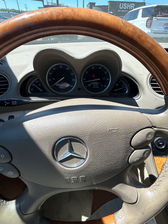 2007 Mercedes-Benz SL-Class Image 12