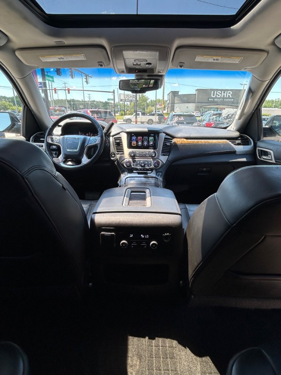 2017 GMC Yukon Image 9