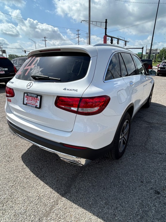 2016 Mercedes-Benz GLC-Class Image 6