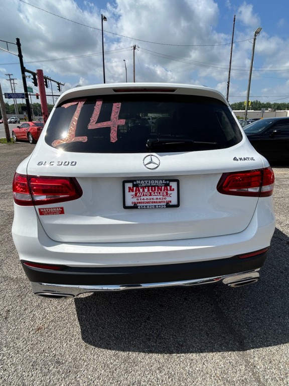 2016 Mercedes-Benz GLC-Class Image 8