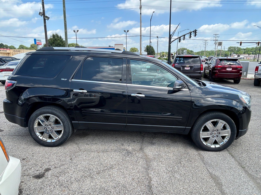 2017 GMC Acadia Image 8