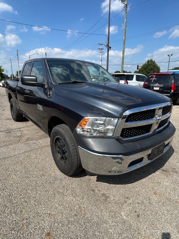 2016 RAM 1500 Image 2
