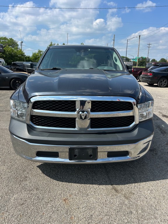 2016 RAM 1500 Image 3