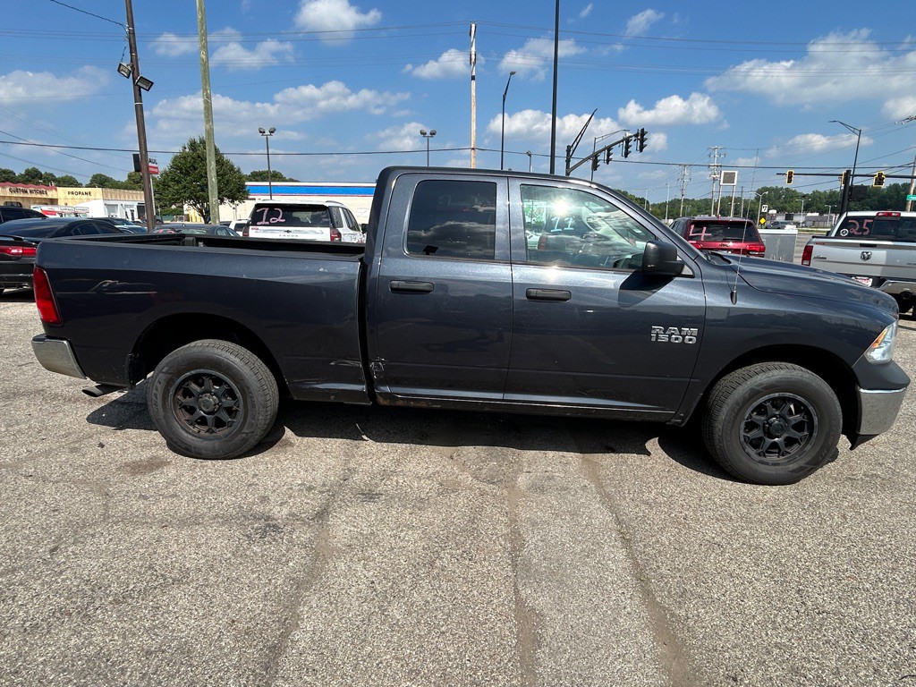 2016 RAM 1500 Image 5