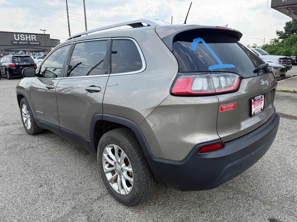 2019 Jeep Cherokee Image 5