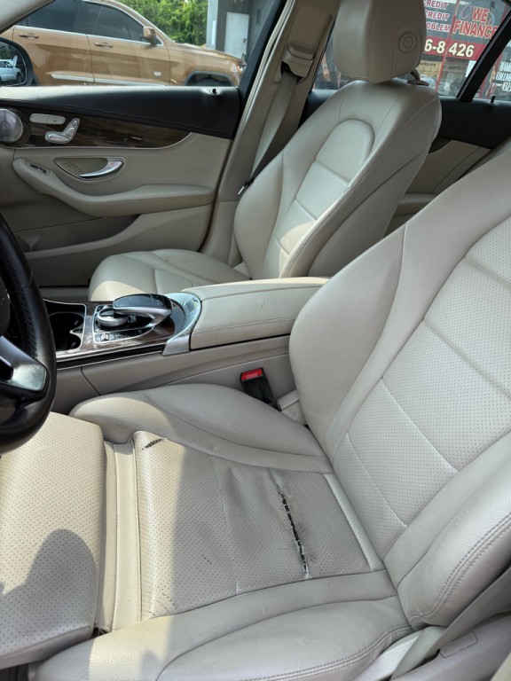 2015 Mercedes-Benz C-Class Image 8