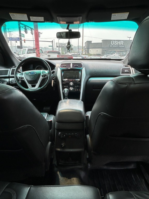 2015 Ford Explorer Image 9