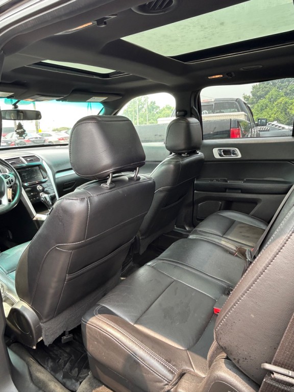 2015 Ford Explorer Image 11