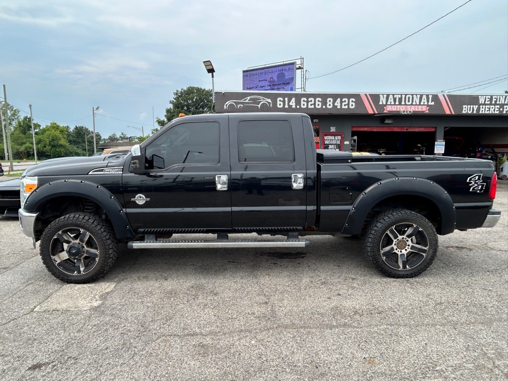 2011 Ford F-250 Image 4