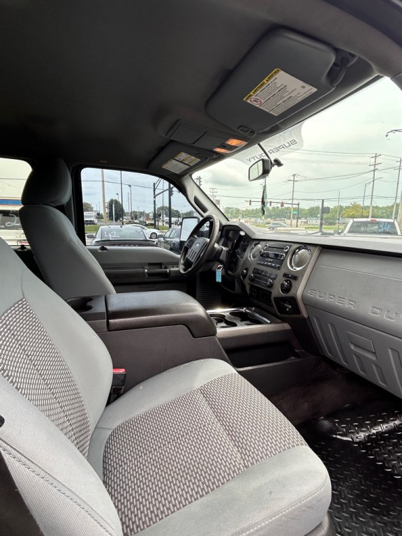 2011 Ford F-250 Image 12