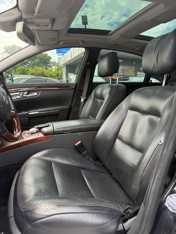2013 Mercedes-Benz S-Class Image 8