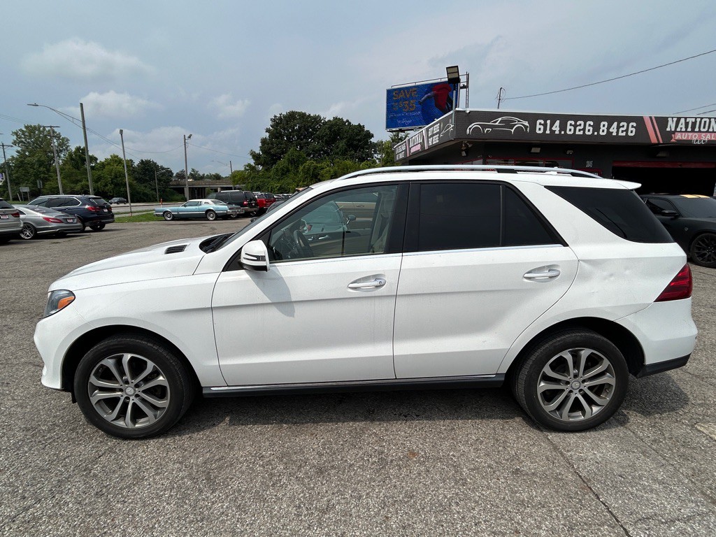 2016 Mercedes-Benz GLE-Class Image 4