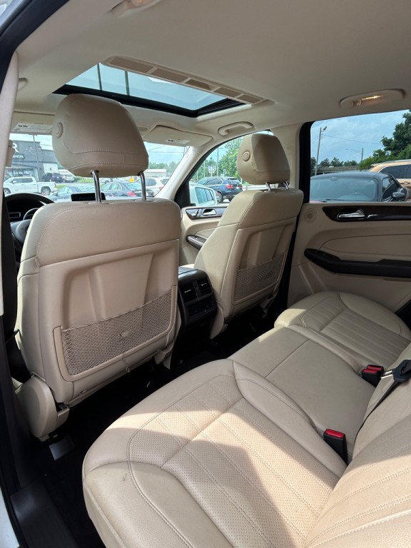 2016 Mercedes-Benz GLE-Class Image 11