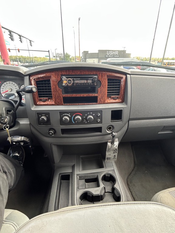2006 Dodge Ram 3500 Image 13