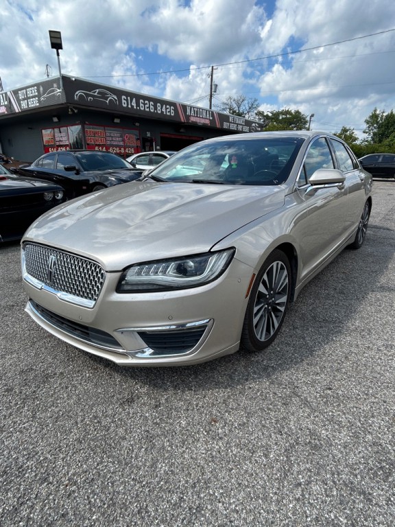 2017 Lincoln MKZ Image 1