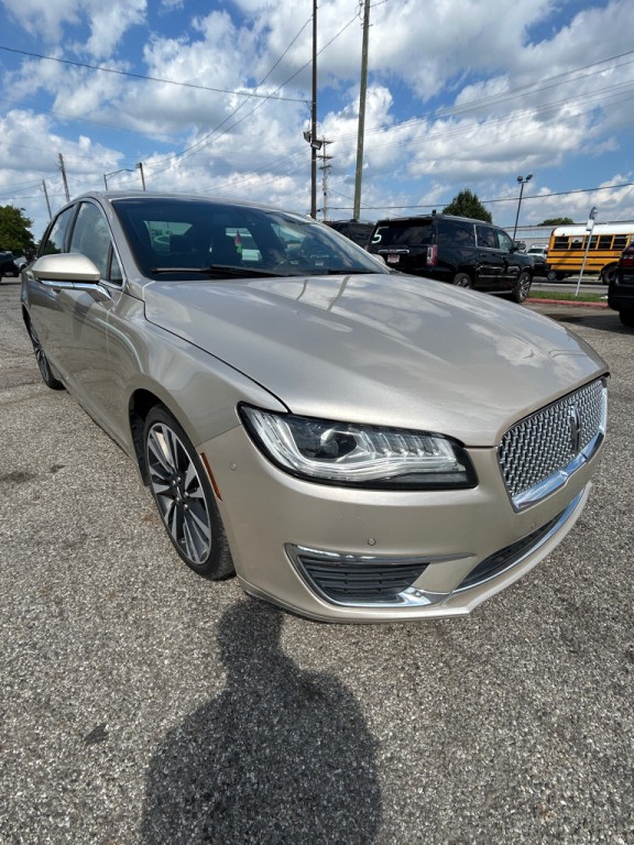 2017 Lincoln MKZ Image 3