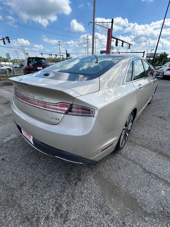 2017 Lincoln MKZ Image 6