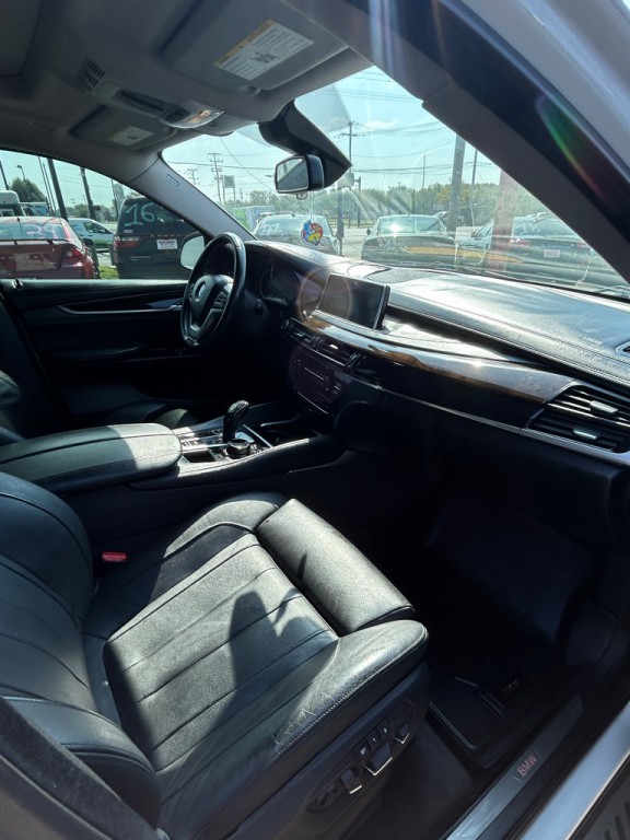 2016 BMW X6 Image 11