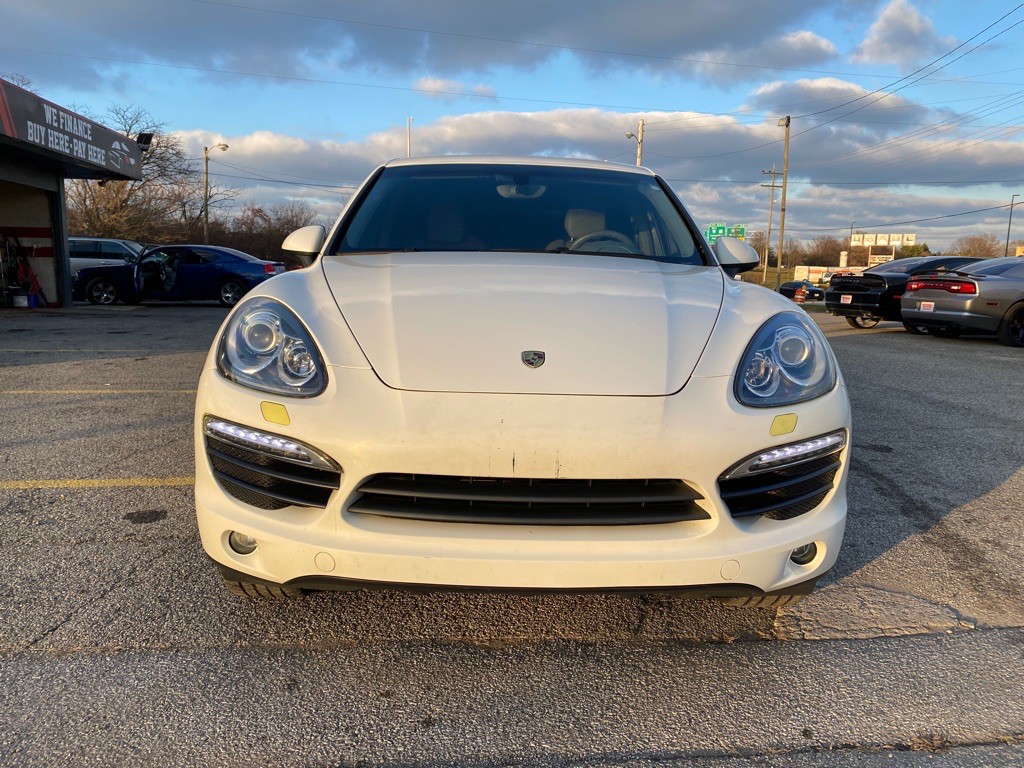 2011 Porsche Cayenne Image 5