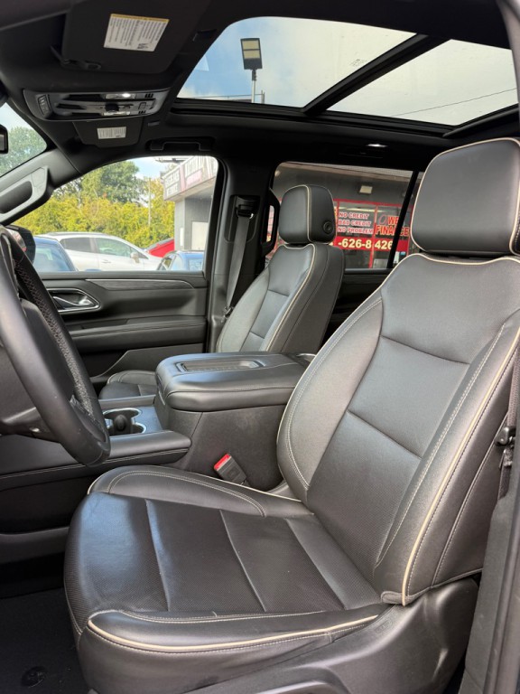 2023 GMC Yukon Image 8