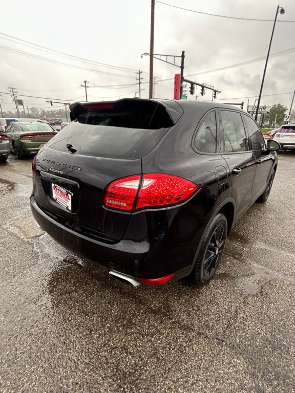 2011 Porsche Cayenne Image 5