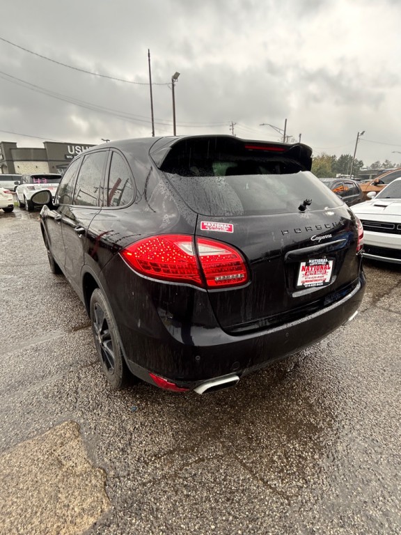 2011 Porsche Cayenne Image 6