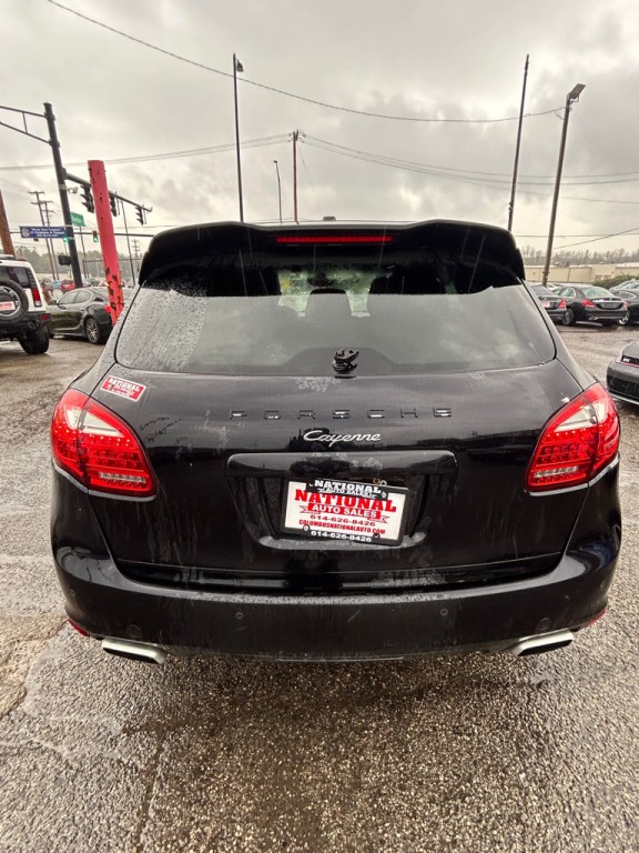 2011 Porsche Cayenne Image 7