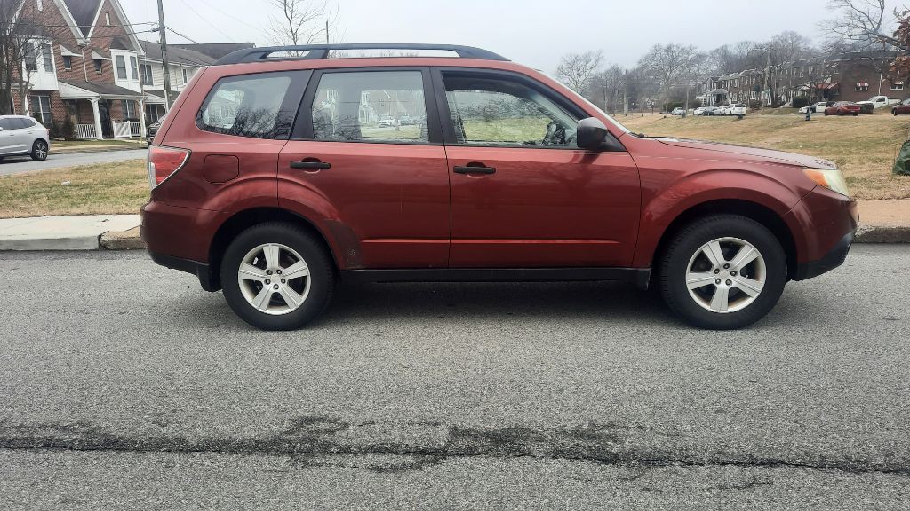 2011 Subaru Forester Image 1