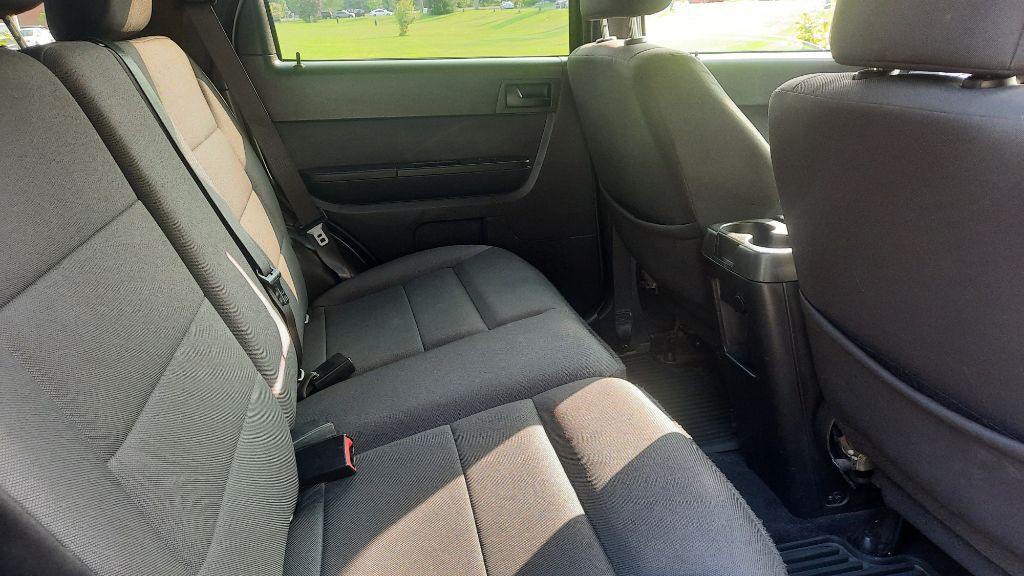 2010 Ford Escape Image 4