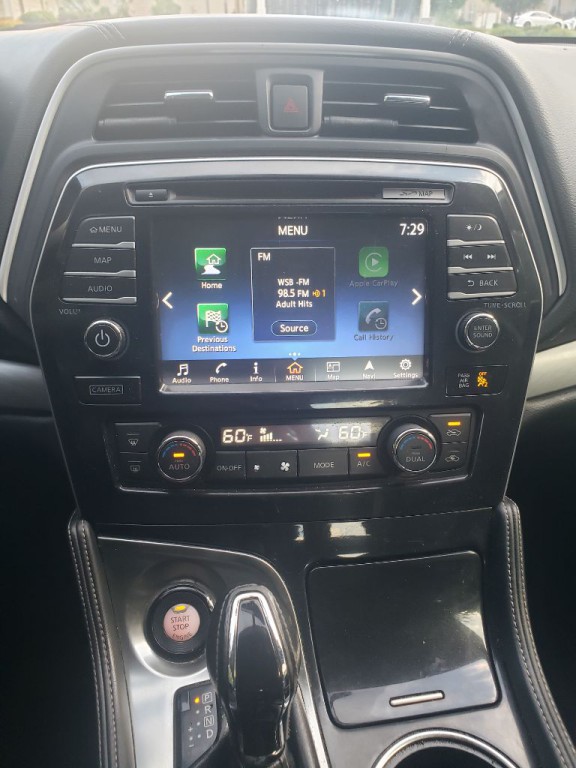 2017 Nissan Maxima Image 14