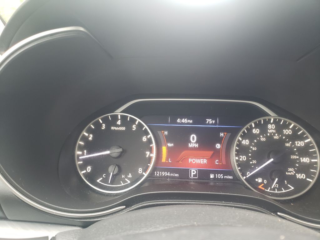 2017 Nissan Maxima Image 2