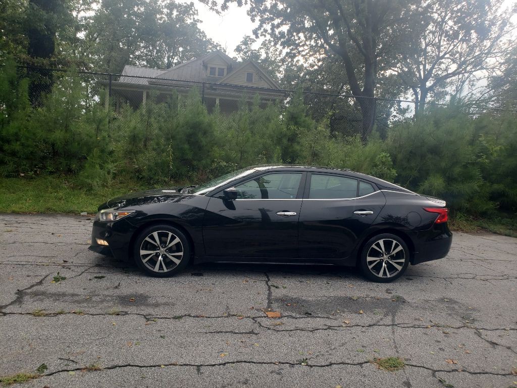 2017 Nissan Maxima Image 10