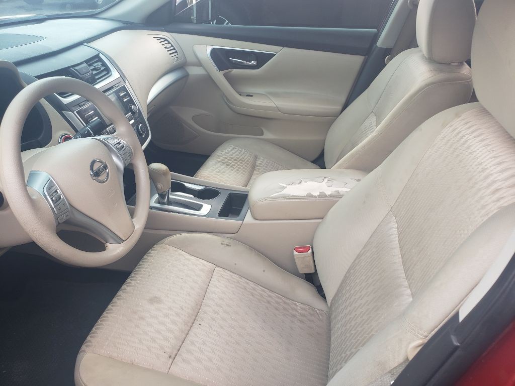 2016 Nissan Altima Image 10