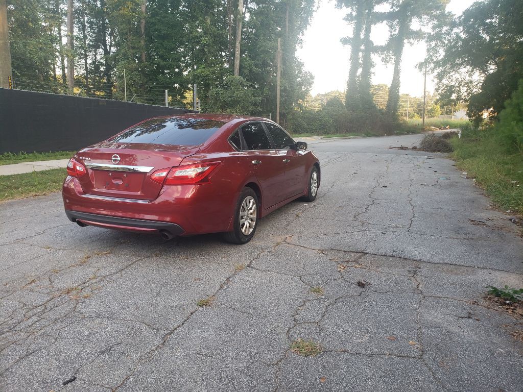 2016 Nissan Altima Image 14
