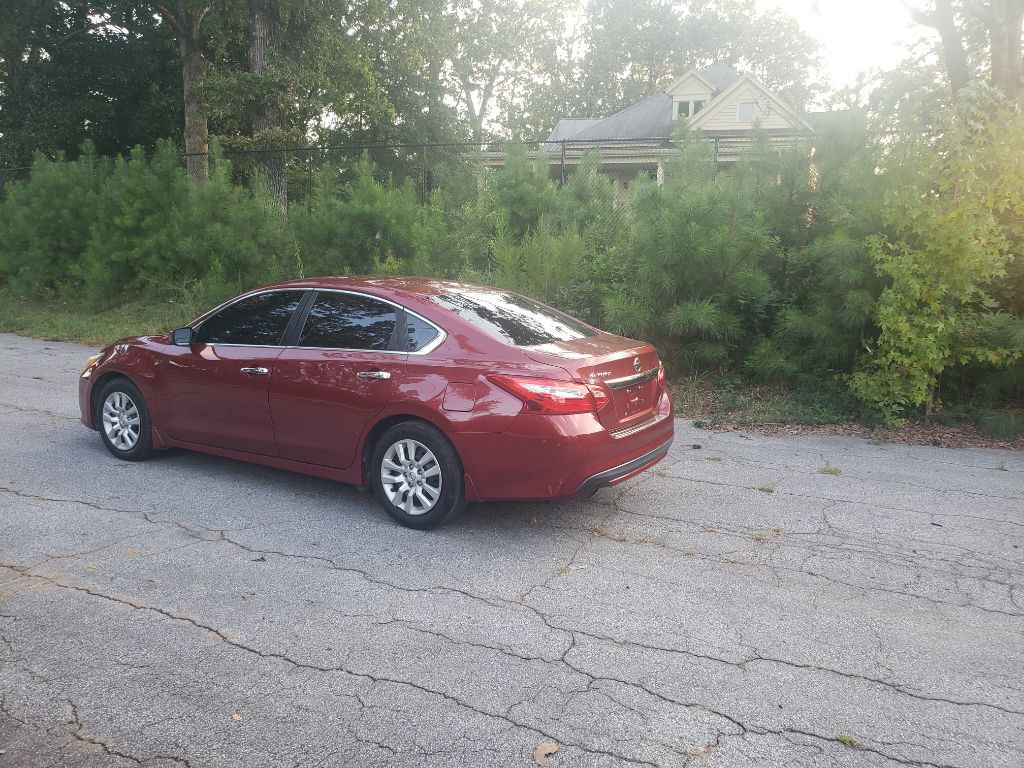 2016 Nissan Altima Image 16