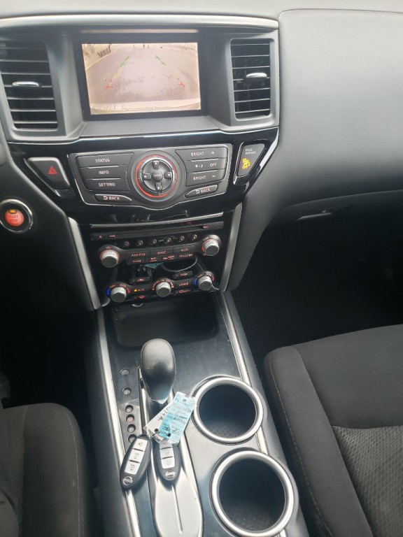 2014 Nissan Pathfinder Image 4