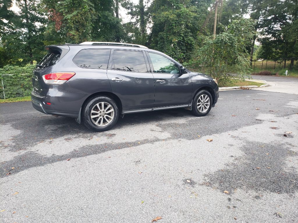 2014 Nissan Pathfinder Image 18