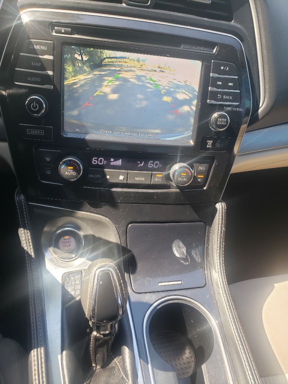 2016 Nissan Maxima Image 5