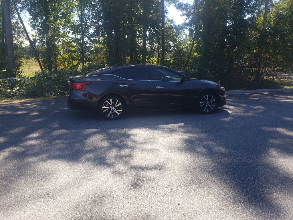2016 Nissan Maxima Image 9