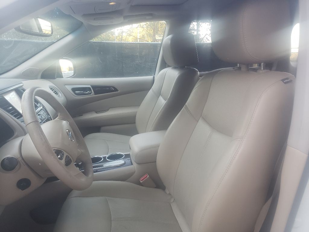 2014 Nissan Pathfinder Image 6