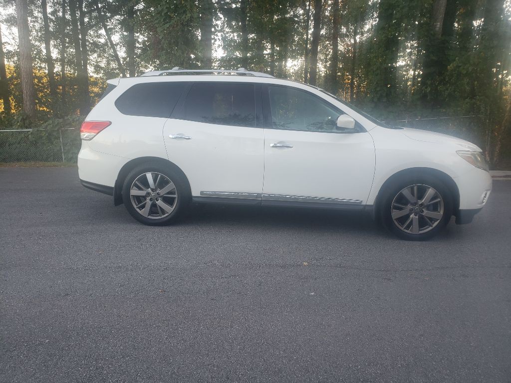 2014 Nissan Pathfinder Image 21