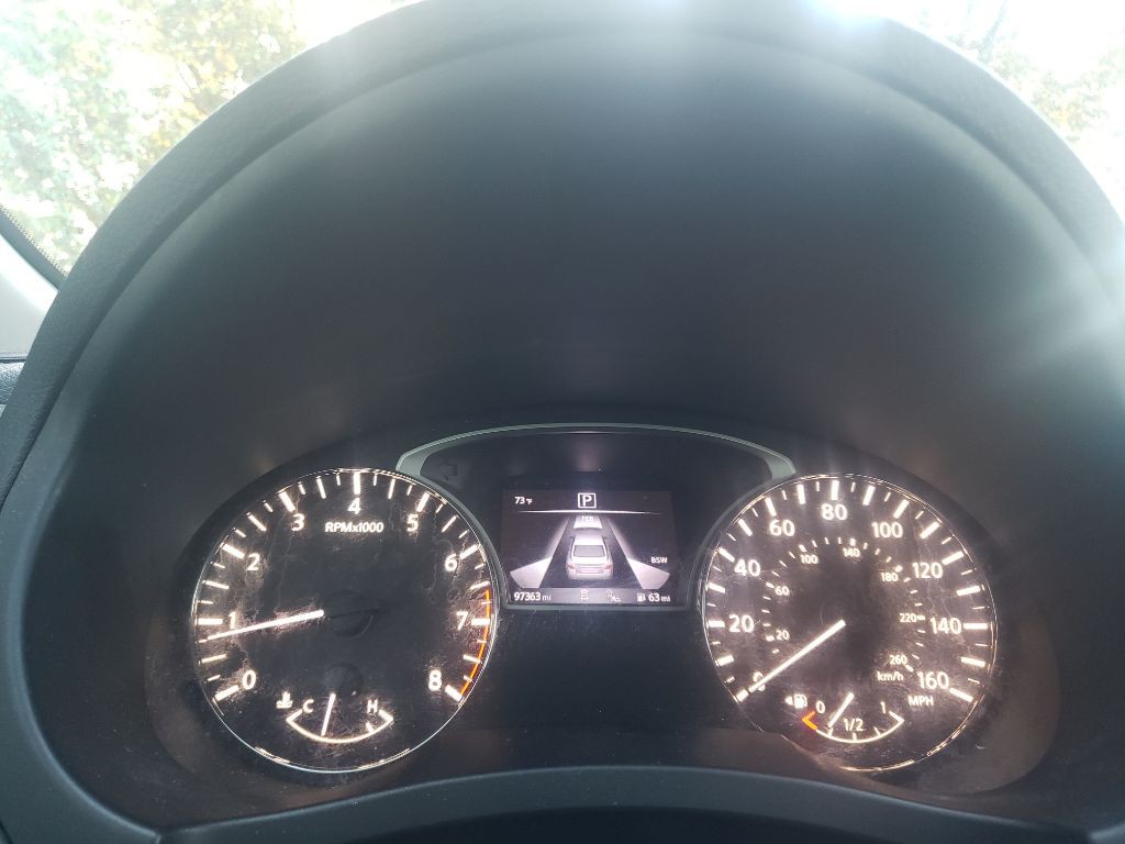 2017 Nissan Altima Image 2