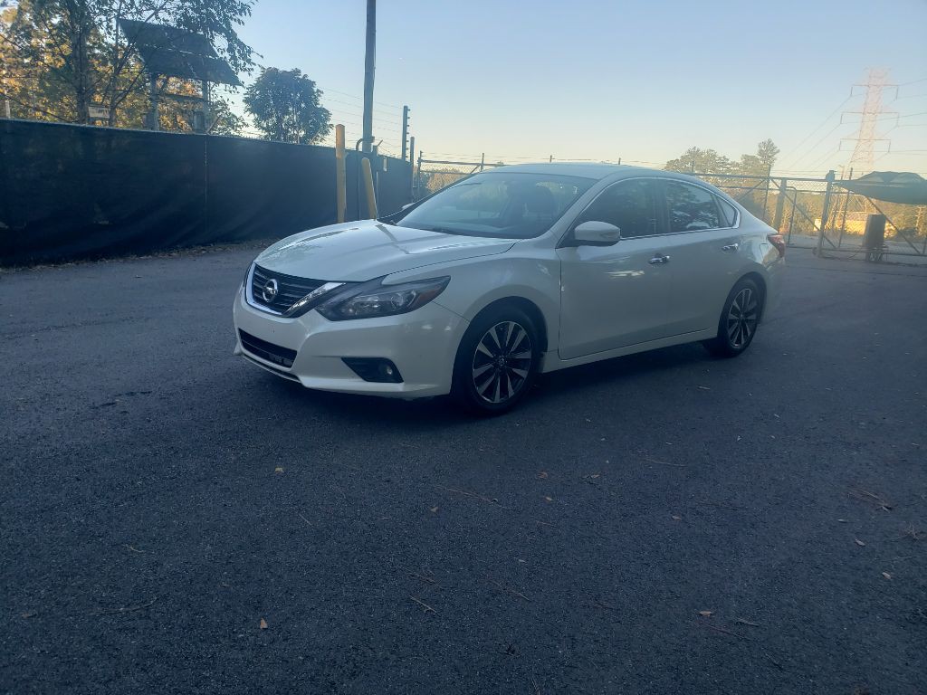 2017 Nissan Altima Image 13